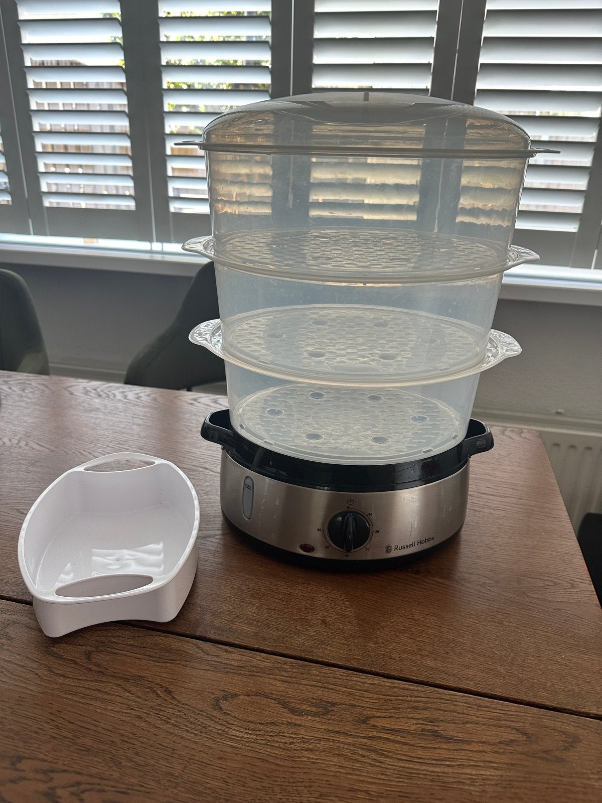 Russell Hobbs voedselstomer met 3 lagen, Ophalen, Zo goed als nieuw, Stoomreiniger