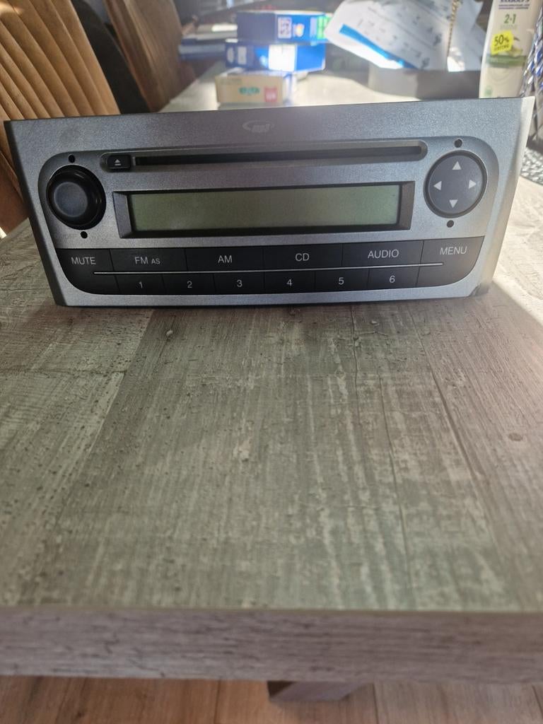 DELPHI F199 SM2 MP3 Radio voor Fiat Grande Punto, Auto diversen, Ophalen of Verzenden, Gebruikt