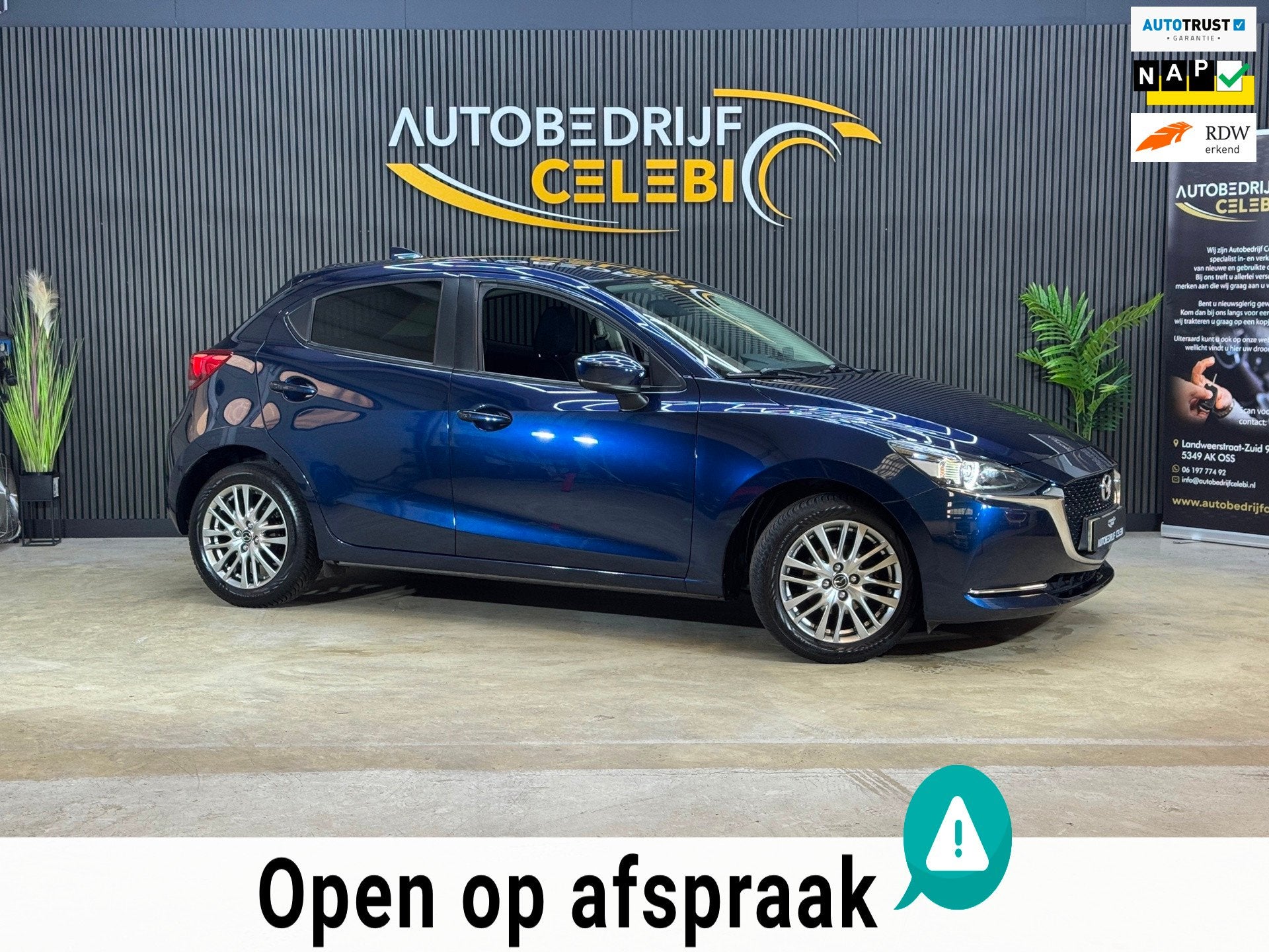 Mazda 2 1.5 Skyactiv-G Luxury 2020 BLAUW FULL OPTION!, Auto's, Voorwielaandrijving, Dealer onderhouden, Automatische klimaatregeling