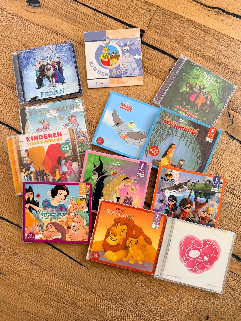 12 cd’s kinderliedjes kinderen voor kinderen Frozen  Disney, Ophalen, Gebruikt
