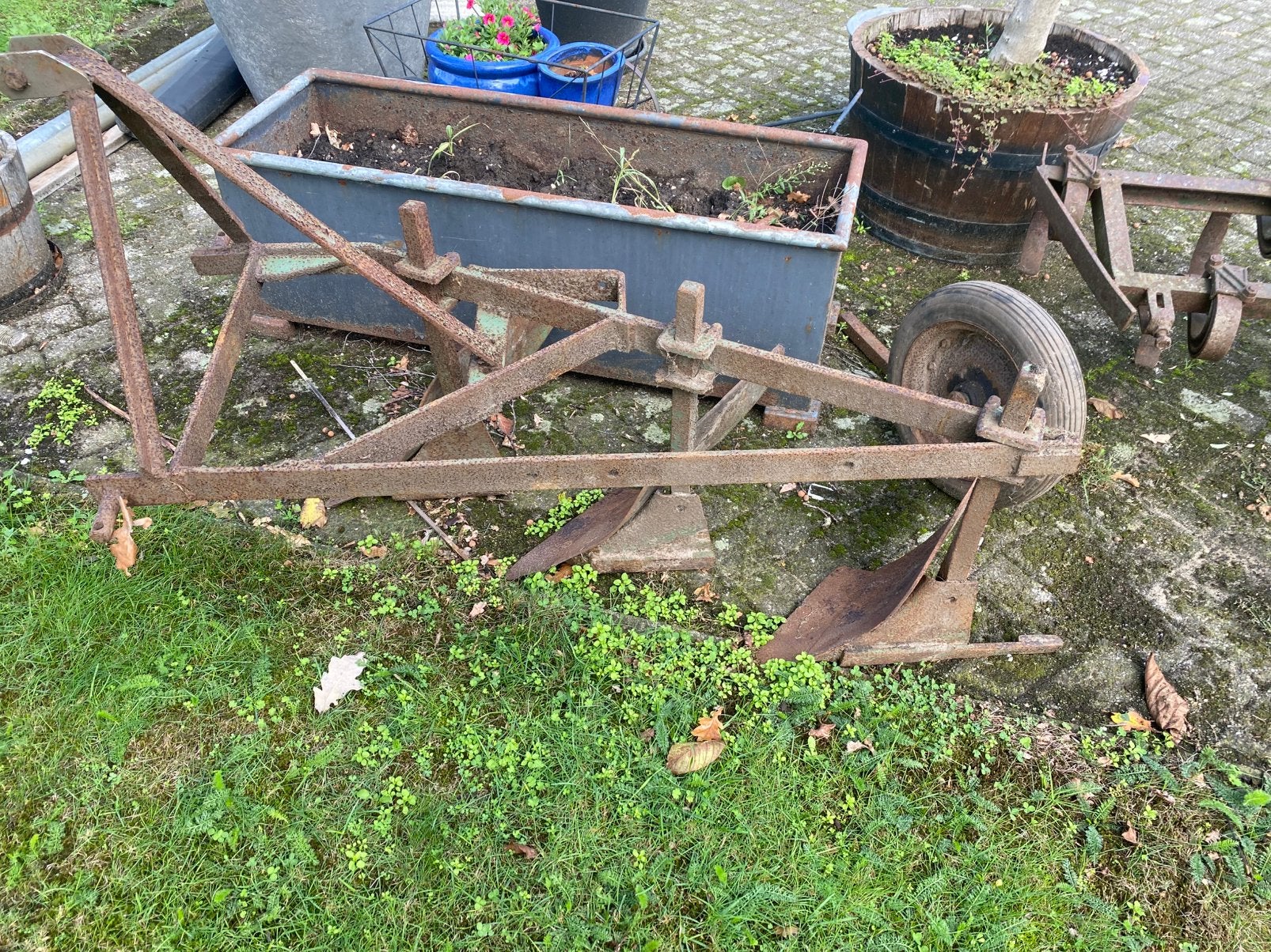 Mooi stoppelploegje, Ophalen, Zo goed als nieuw, Benzine