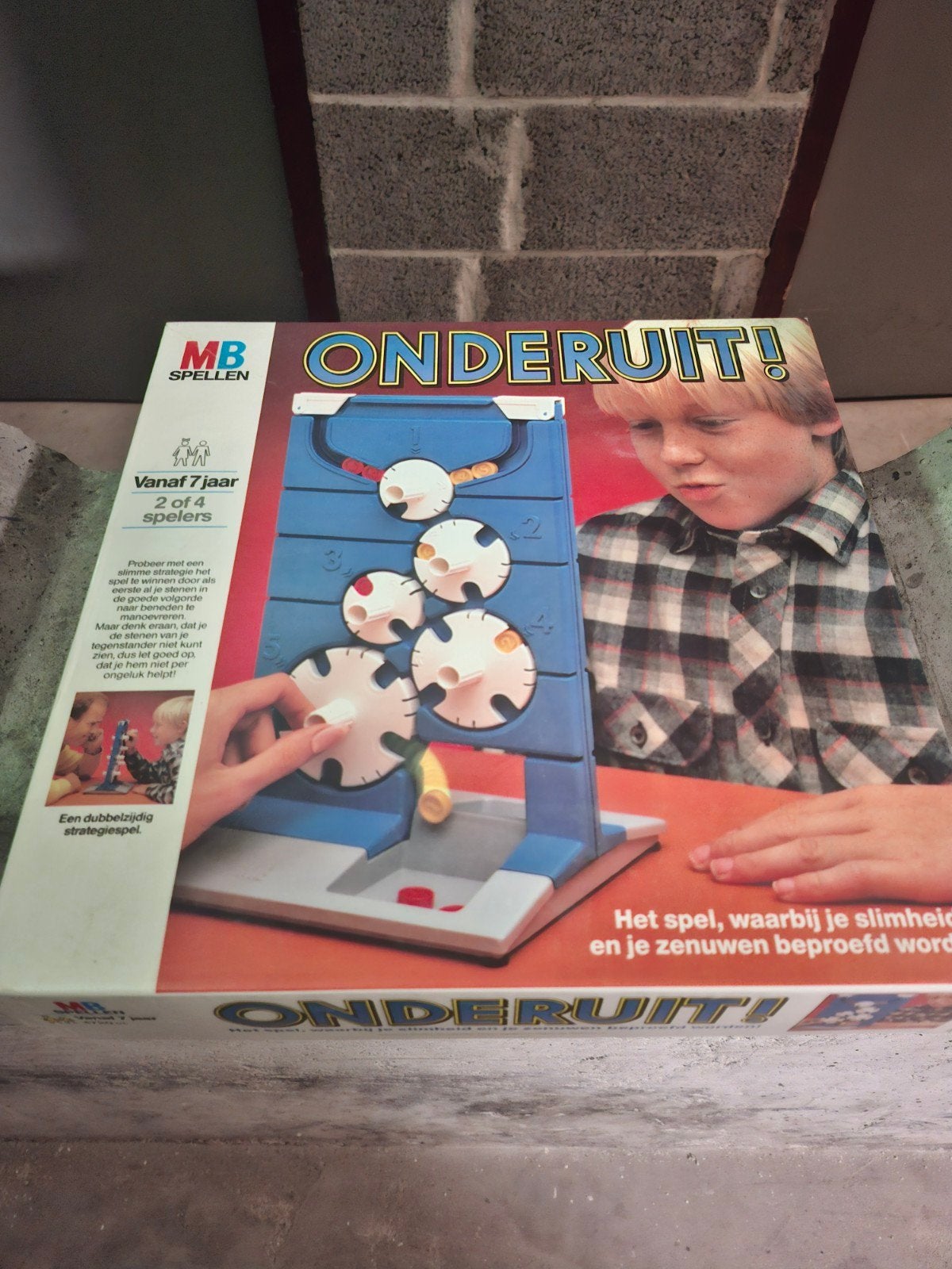 Onderuit! MB Spellen - Strategisch bordspel, Hobby en Vrije tijd, Gezelschapsspellen | Bordspellen, Een of twee spelers, Ophalen of Verzenden
