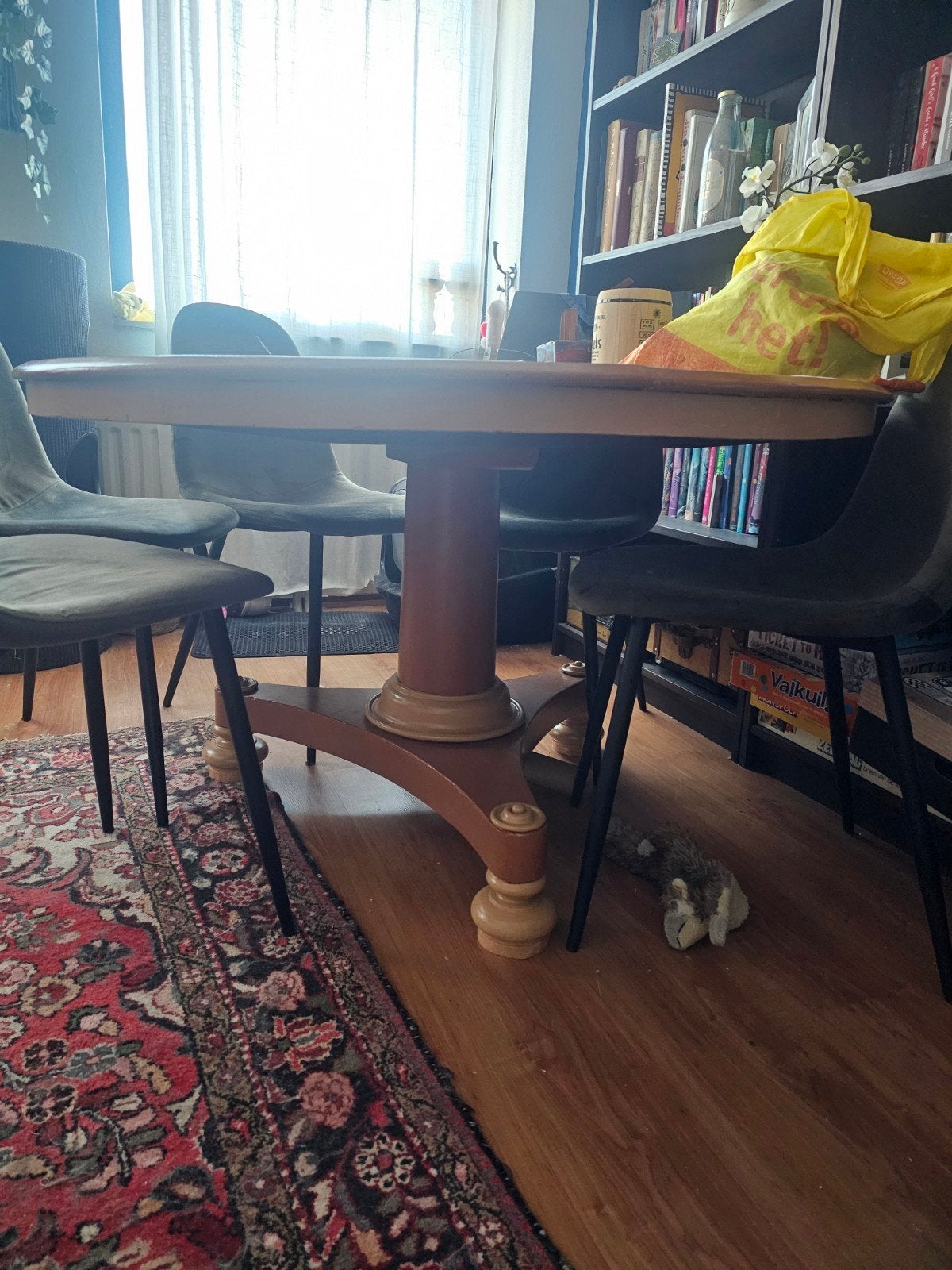 Ronde eettafel zonder stoelen, Ophalen, Gebruikt, Rond, Vier personen