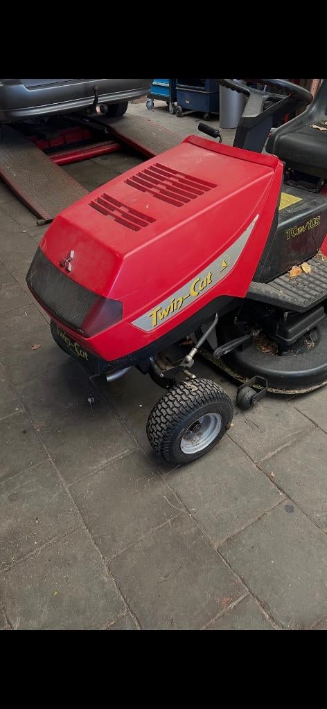 Gezocht Castelgarden-  Stiga zitmaaier Motorkap, Tuin en Terras, Ophalen, Gebruikt, Castelgarden, 90 tot 120 cm