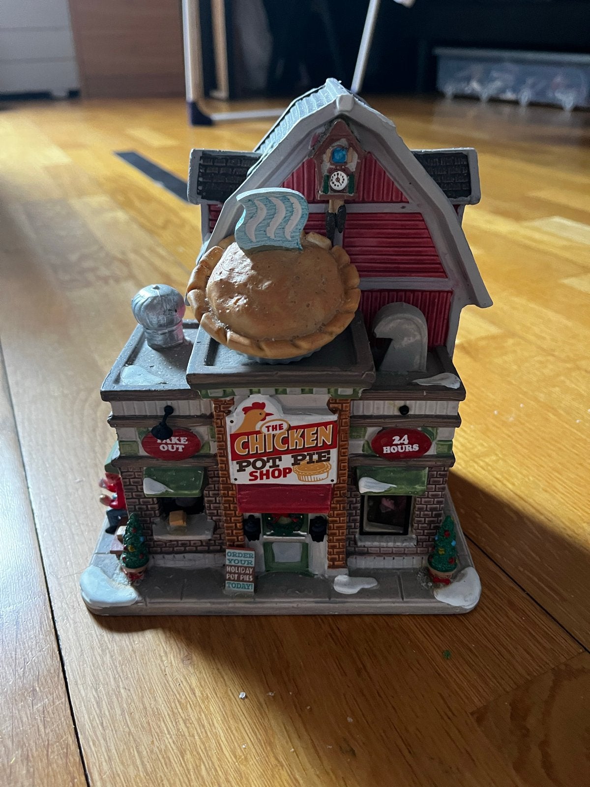 The Chicken Pot Pie Shop - Kersthuisje met verlichting, Diversen, Ophalen, Zo goed als nieuw