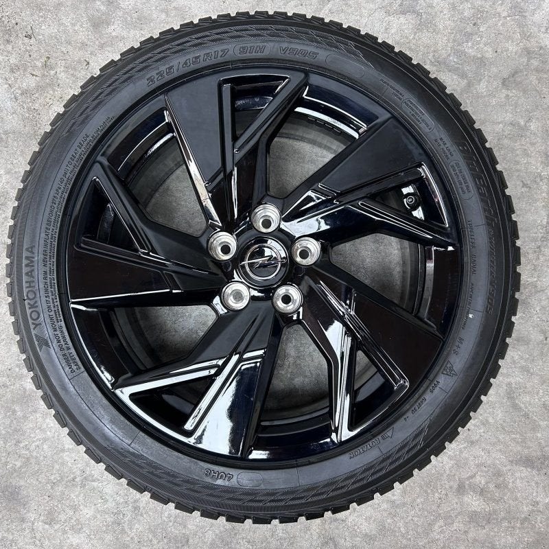 nieuw 17 inch originele velgen + winterbanden Opel Astra L, Gebruikt, -, -, Banden en Velgen
