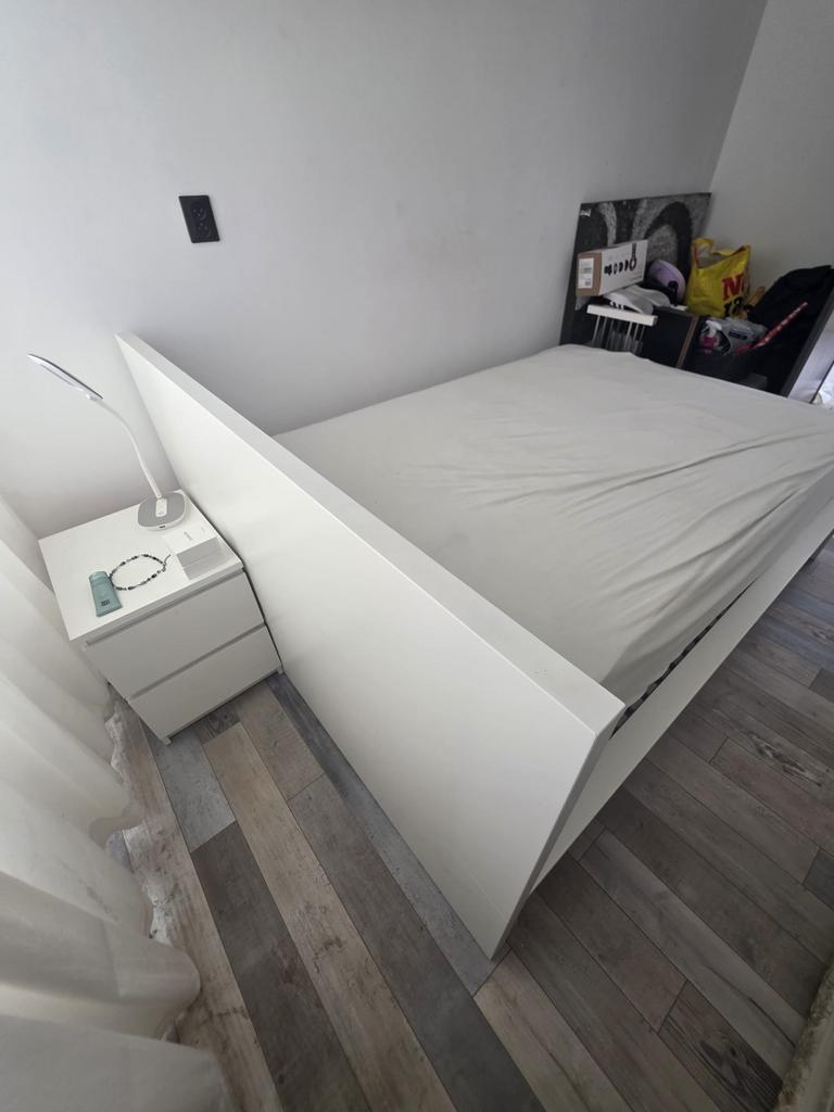 IKEA Malm bed 140x200 incl. Hyllestad matras, Huis en Inrichting, Slaapkamer | Matrassen en Bedbodems, Ophalen of Verzenden, Zo goed als nieuw