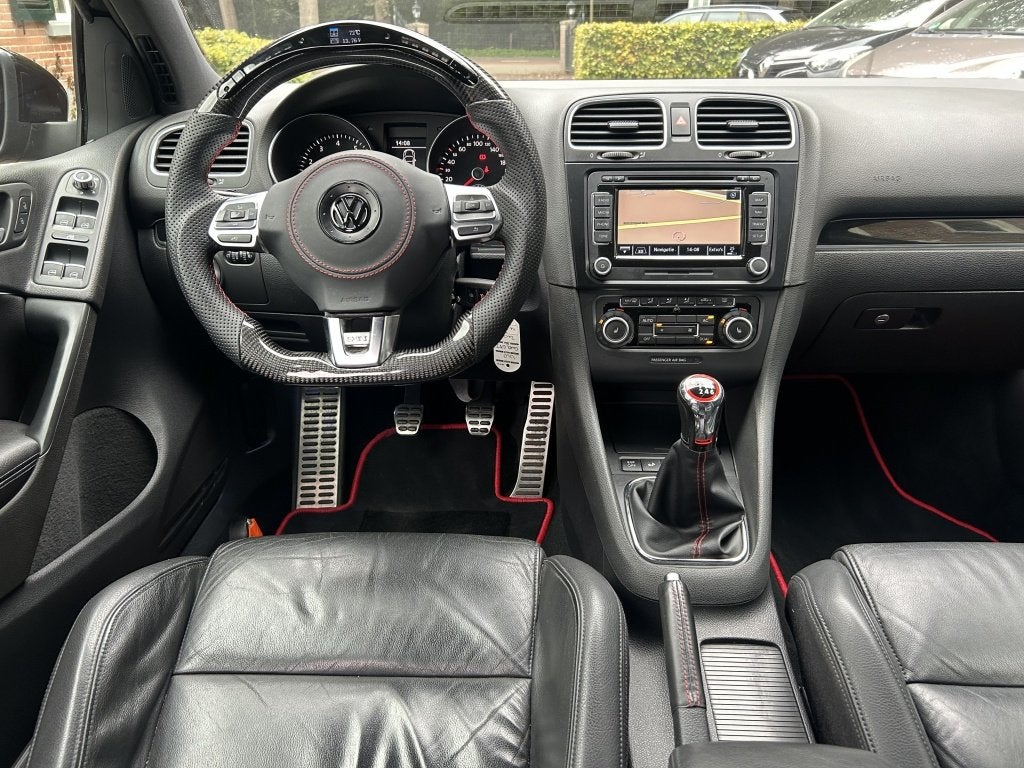 Volkswagen Golf 2.0 GTI Leder, Navi, 19" LMV NL-auto! NAP, Auto's, Euro 5, Gebruikt, 4 cilinders, 1984 cc