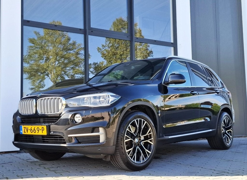 BMW X5 Xdrive 35I Aut8 (2014) l 20 inch l High Executive, Auto's, 2005 kg, Zwart, Leder, Bedrijf