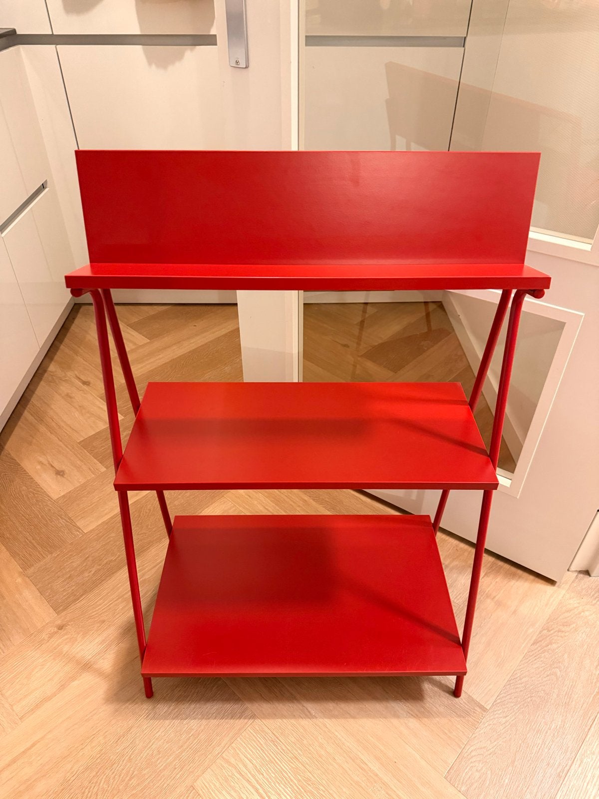 IKEA Krönikör - Rood metalen rek, Ophalen, Met plank(en), 50 tot 100 cm, Zo goed als nieuw