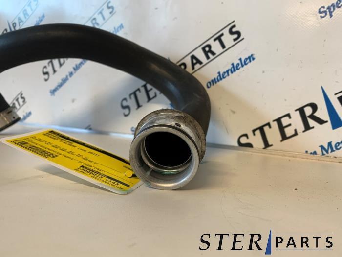 Radiateurslang van een Mercedes E-Klasse, Auto-onderdelen, Airco en Verwarming, Gebruikt, -, Ophalen of Verzenden, -