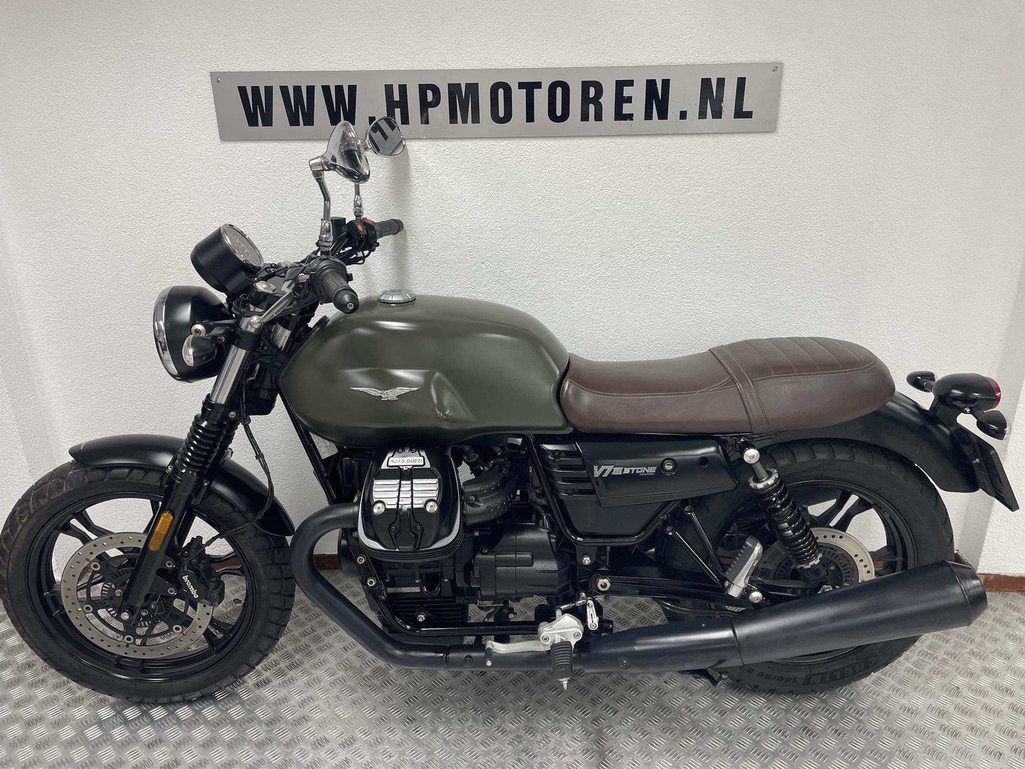 Moto Guzzi V7 III SPECIAL STONE ARMY ABS BOVAGGARANTIE NIEUW, 744 cc, Sport, Piaggio Vespa B.V., Minervum 7272
4817 ZM  Breda, NL