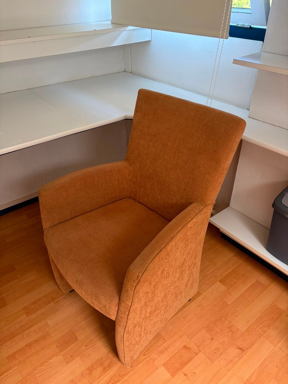 fauteuil op wieltjes, oker geel, Ophalen, Gebruikt, Overige kleuren, Eén