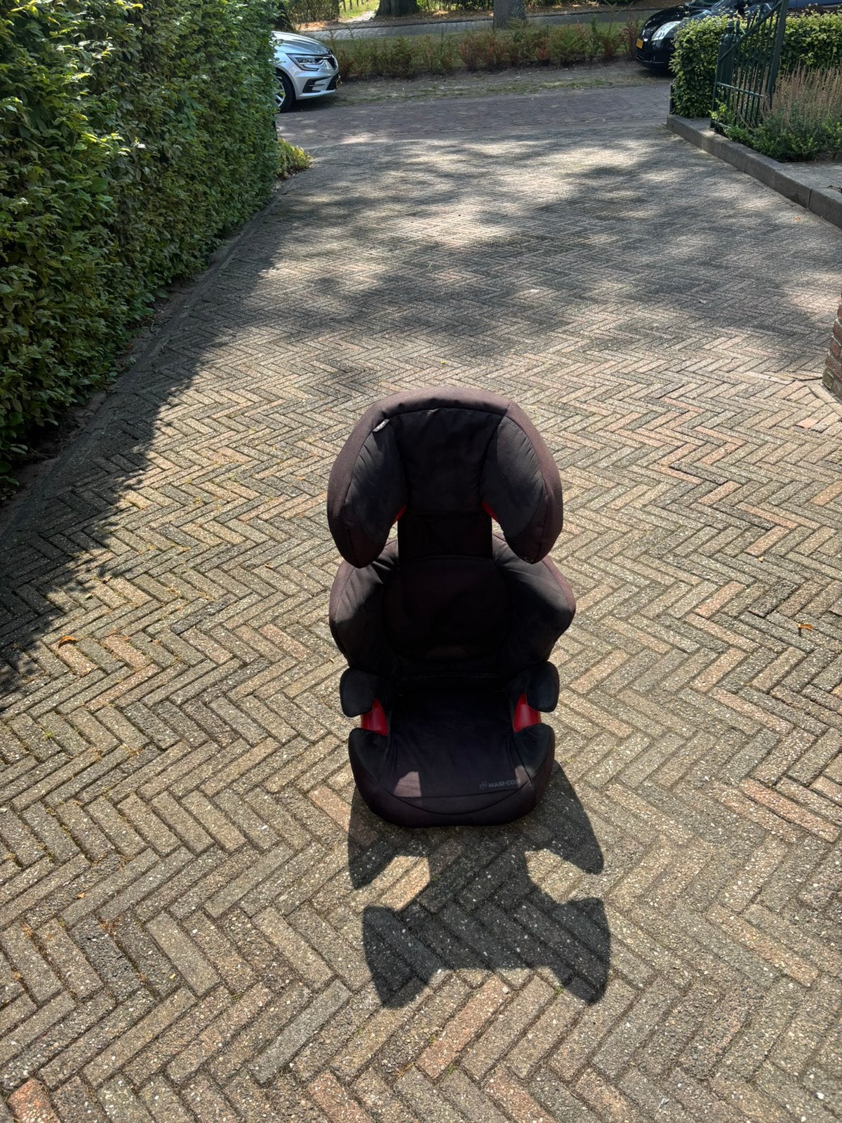 Autostoel 2-7 jaar maxi cosi, Ophalen, Autogordel, 9 t/m 18 kg, Zo goed als nieuw