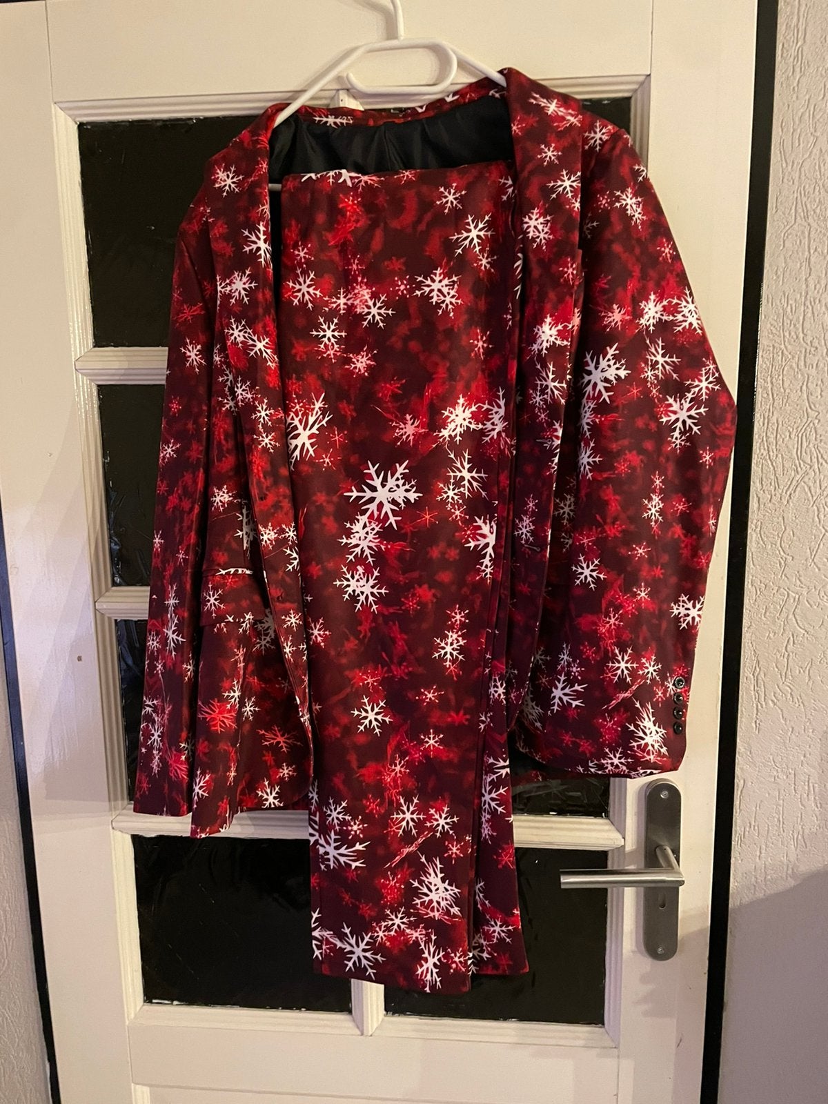 Kerstpak met sneeuwvlokken - Maat XL, Ophalen of Verzenden, Zo goed als nieuw, Maat 56/58 (XL), Rood