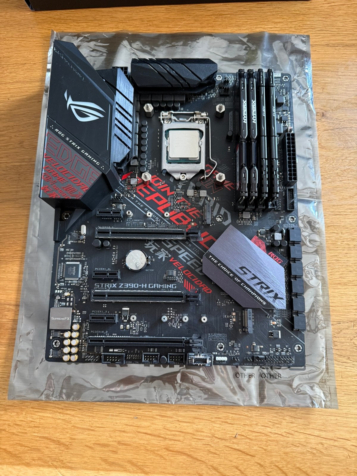 Krachtige Gaming PC – i7-9700K – 24GB RAM – Waterkoeling, Ophalen, Zo goed als nieuw, Intel, DDR4