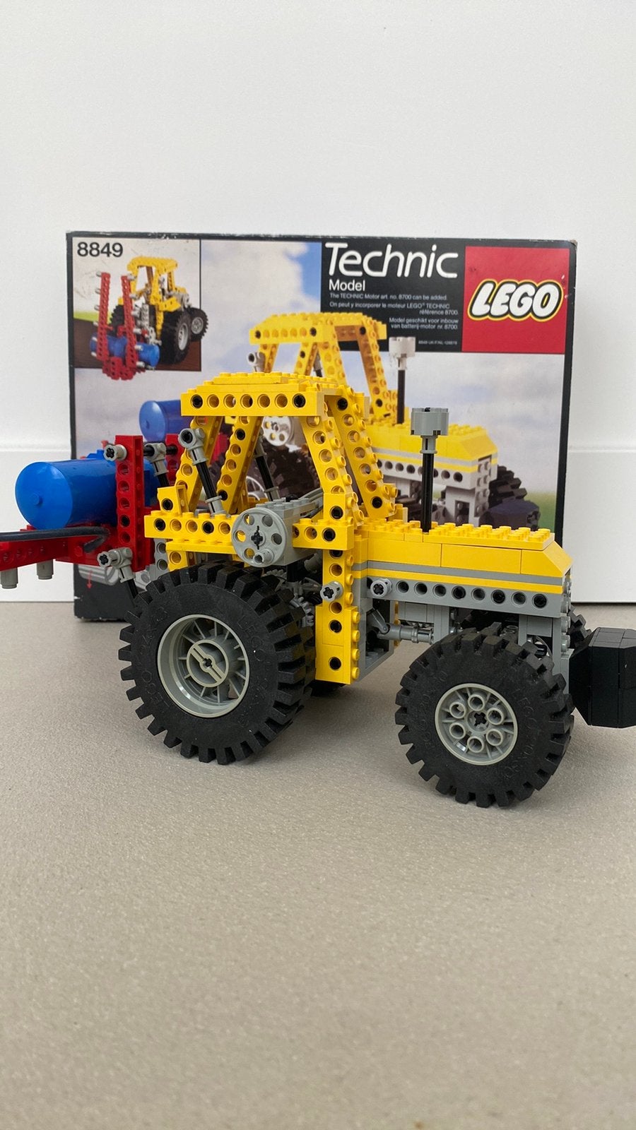 Lego 8849 Technic Tractor + Doos, Ophalen of Verzenden, Zo goed als nieuw