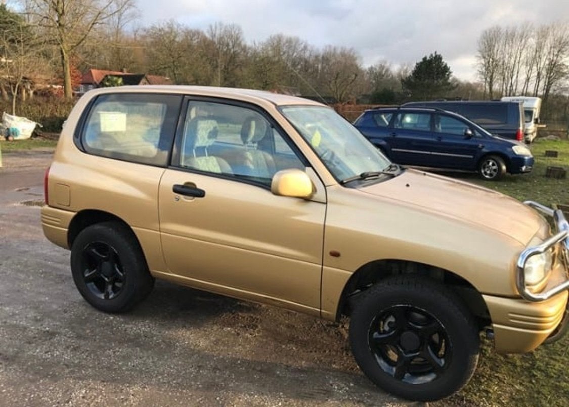 Suzuki Grand Vitara 2.0 4x4 1999 | geen APK, Auto's, 1995 cc, 4 cilinders, Handgeschakeld, Vierwielaandrijving