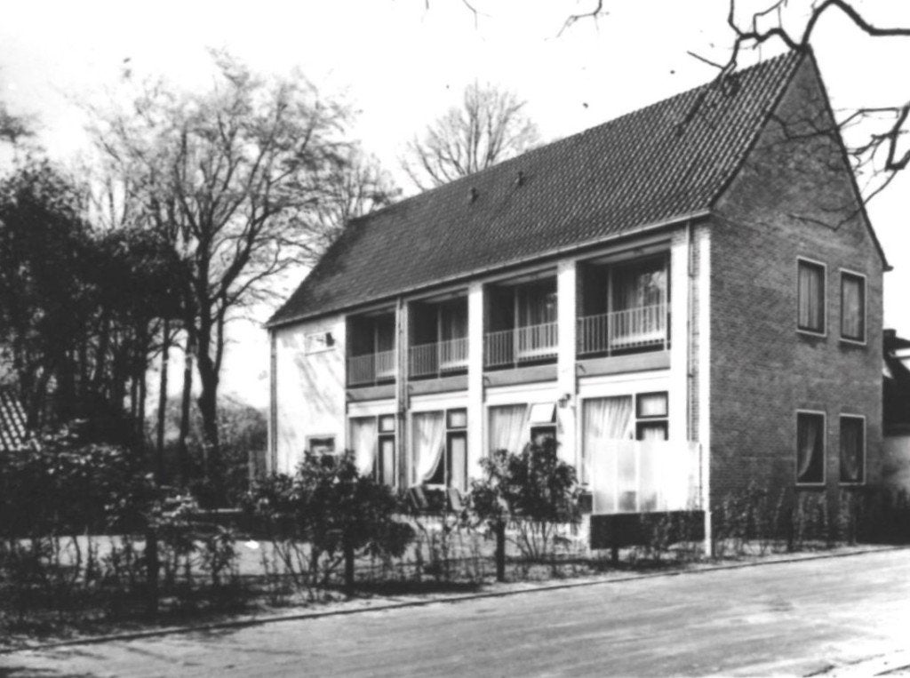 988557 Bergen NH 1972 Hotel Het Witte Huis  Onbeschreven, Ophalen of Verzenden, 1960 tot 1980, Ongelopen, Noord-Holland