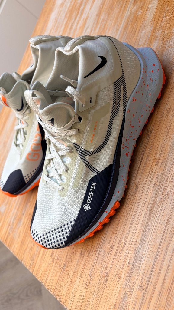 Nike React Pegasus Trail 4 GTX - size 9.5 / 43 - New!, Nieuw, Ophalen of Verzenden, Hardlopen, Hardloopschoenen