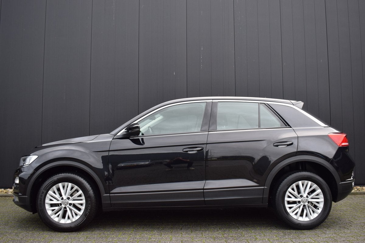 Volkswagen T-Roc 1.0 TSI Style ECC | Carplay | Stoelverwarmi, Voorwielaandrijving, Dealer onderhouden, Stof, Gebruikt