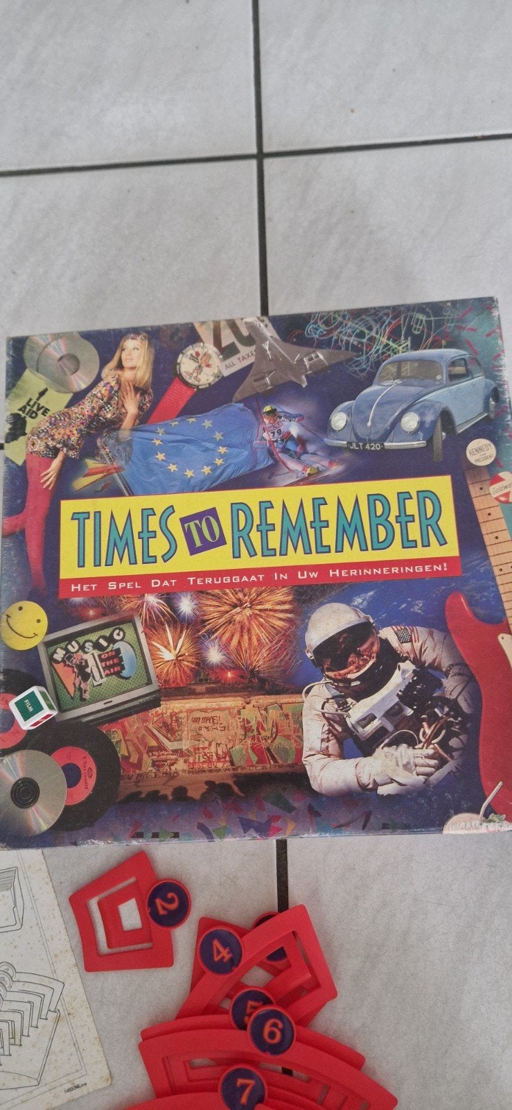 Times to Remember Bordspel spel dat teruggaat in uw her, Drie of vier spelers, Ophalen of Verzenden, Zo goed als nieuw, MB Spellen