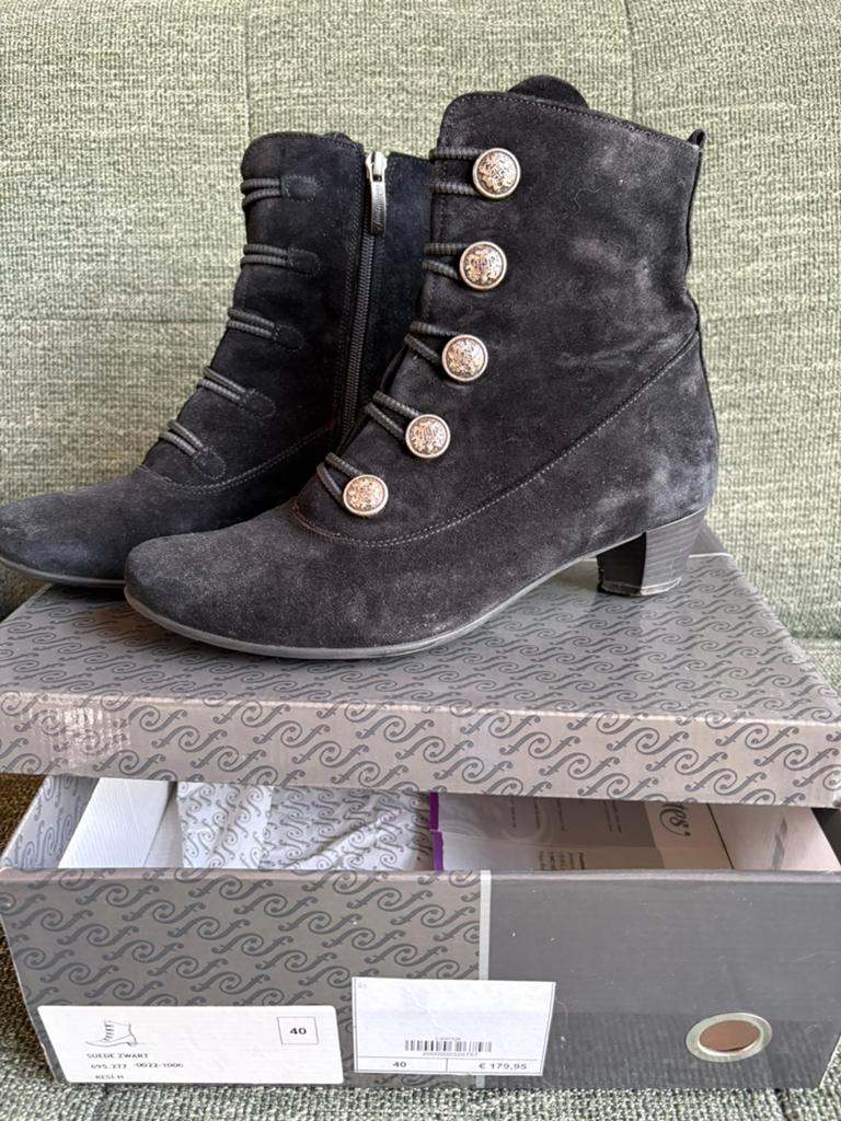 Footnotes, als nieuw! Resi, maat 40 H wijdte nieuw 179,95, Kleding | Dames, Schoenen, Zwart, Lage of Enkellaarzen, Ophalen of Verzenden