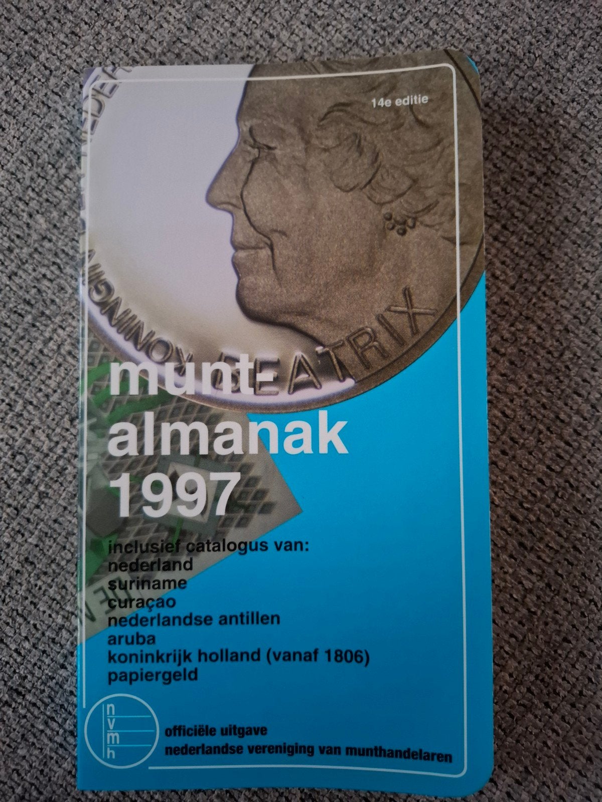 Muntalmanak 1997 + Nederlandse munt- en bankbiljetten, Ophalen of Verzenden, Koningin Beatrix, Overige waardes, Setje