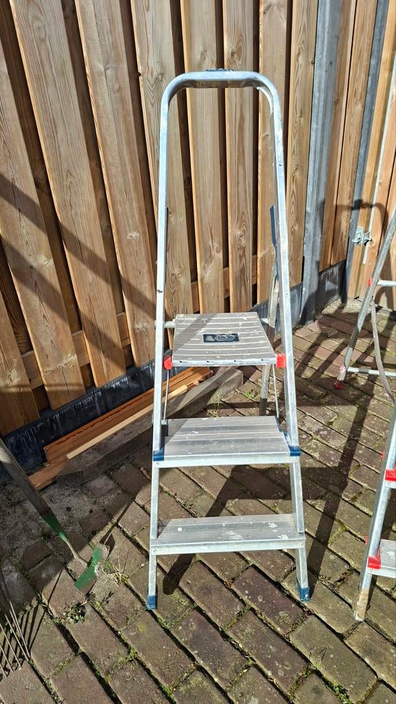 TEAB Aluminium trapje met 3 treden, Ophalen, Minder dan 2 meter