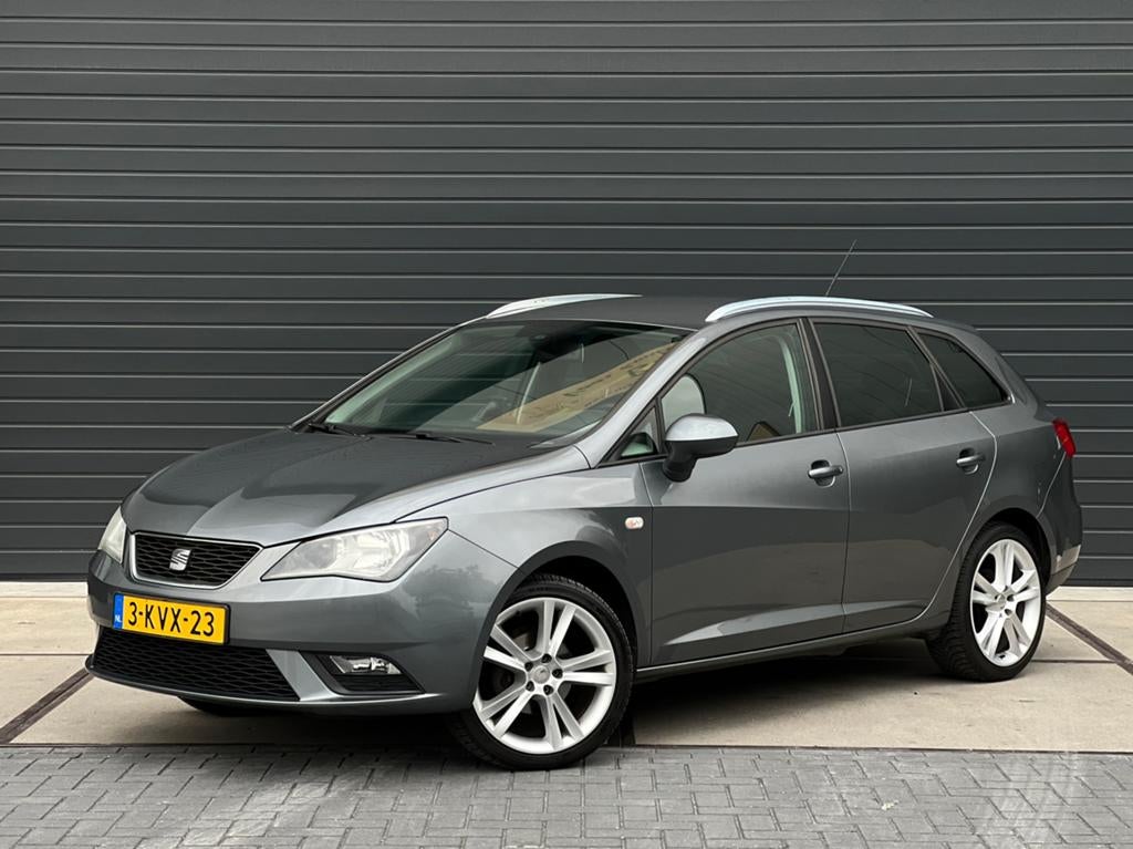 Seat Ibiza ST 1.2 TSI Nwe distr. Trekhaak Navi Cruise NAP, Voorwielaandrijving, 40 €/maand, Zwart, Ibiza