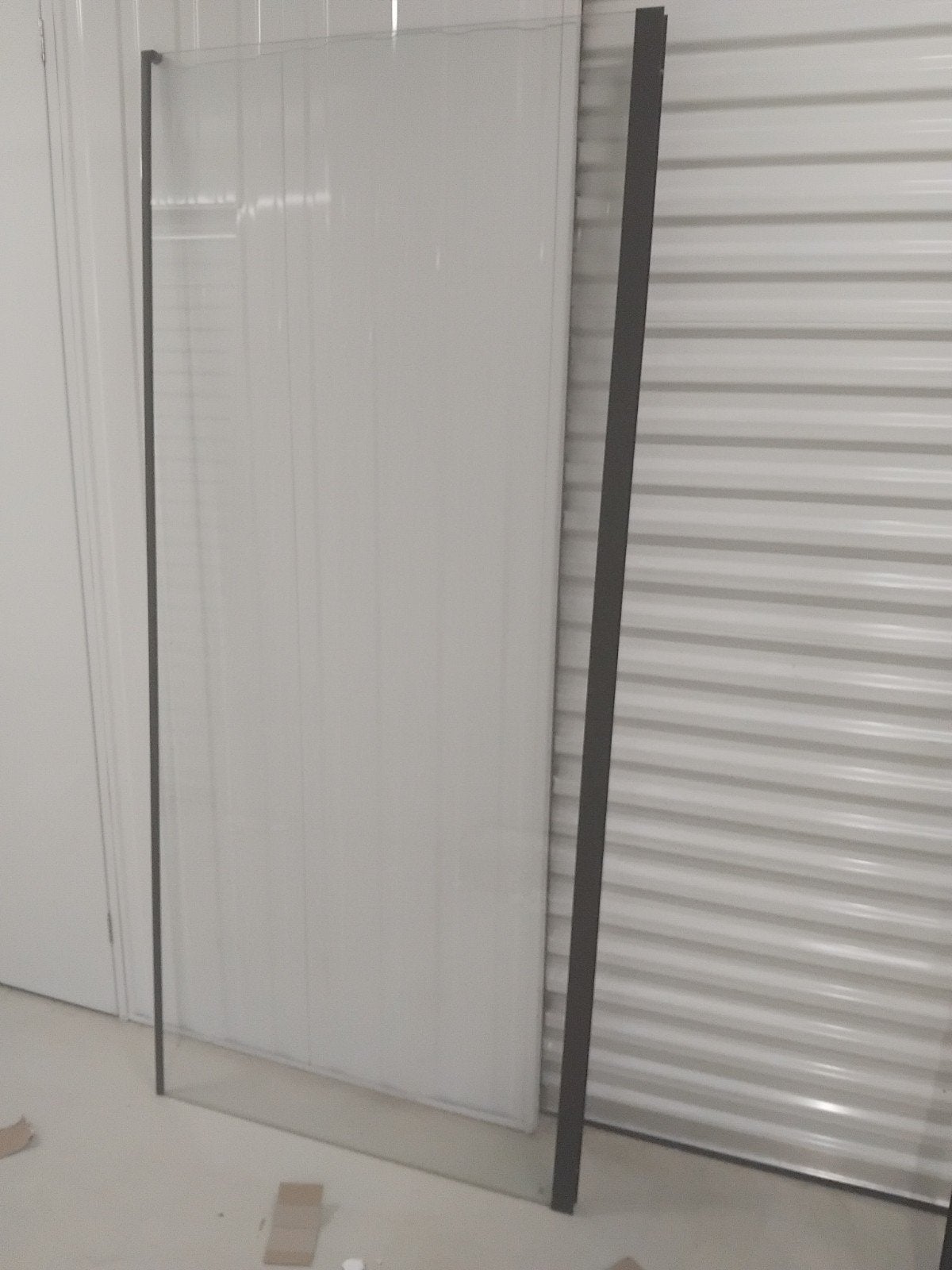 Diverse Douchewanden, -deuren en -cabines (Nieuw/Showroom), Huis en Inrichting, Ophalen of Verzenden, Nieuw, Met douche