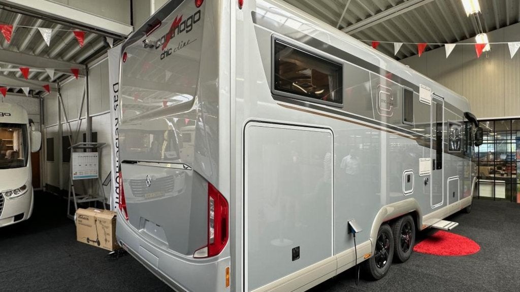 Carthago Chic E-Line I 61 XL LE, Bedrijf, Diesel, 8 tot 9 meter, Overige merken