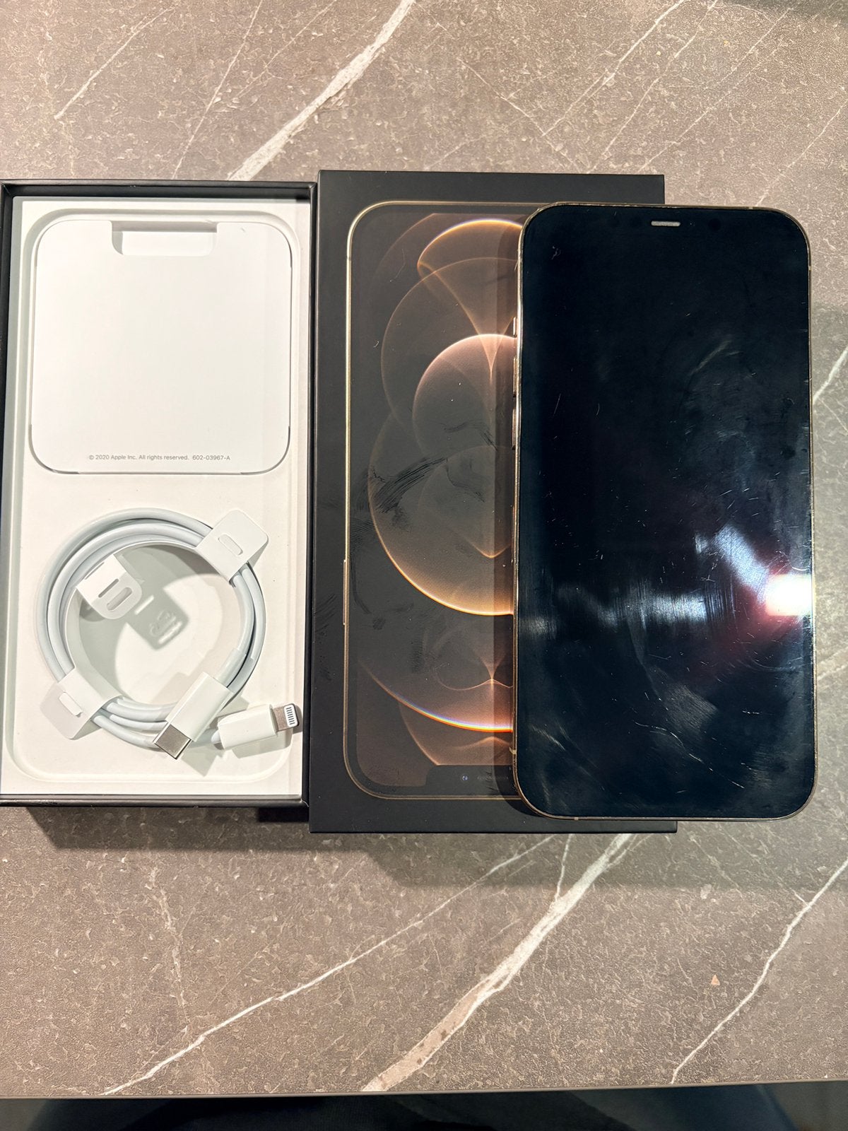 Iphone 12 pro max 128GB - Goud, Telecommunicatie, Mobiele telefoons | Apple iPhone, Zo goed als nieuw, 128 GB, Zonder abonnement
