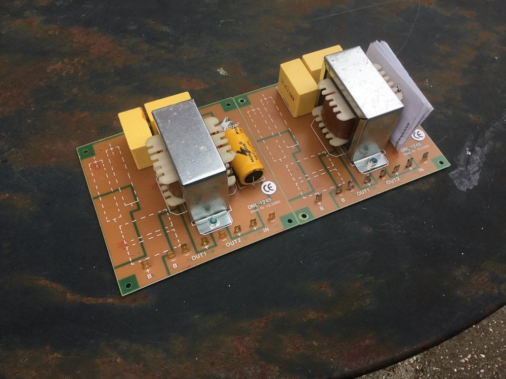 Passief crossover filter Monacor DNL-1245, Audio, Tv en Foto, Luidsprekers, Overige typen, Ophalen of Verzenden, Zo goed als nieuw