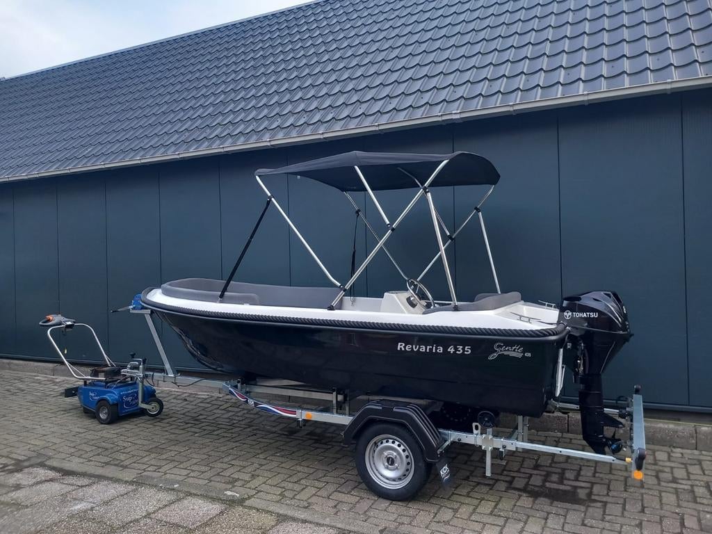 Gentle Revaria 435 zwart/ wit, Watersport en Boten, Ophalen, Gebruikt, Buitenboordmotor, Polyester