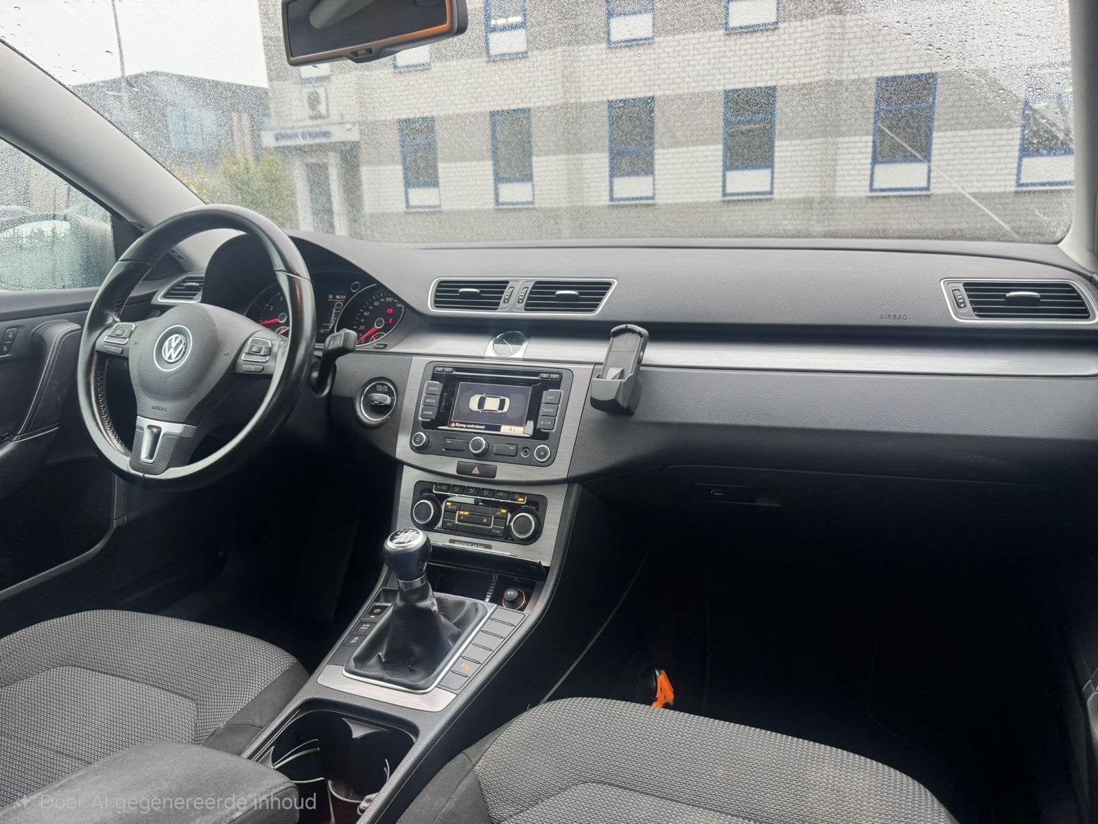 Volkswagen Passat 1.8 TSI Comfortline, Auto's, Voorwielaandrijving, Euro 5, Stof, Zwart