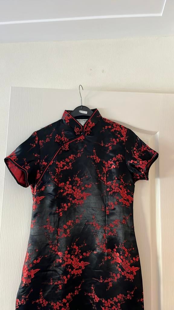 Mooie chineese jurk, Ophalen of Verzenden, Zo goed als nieuw, Maat 38/40 (M), Overige typen