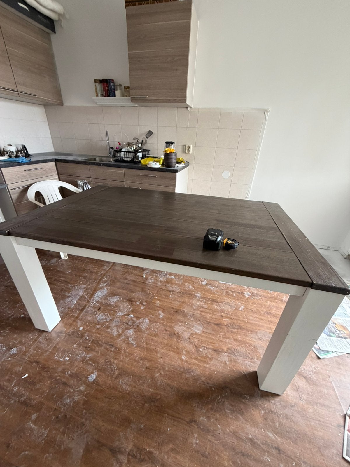 Eettafel en salon tafel en tv kast, Ophalen