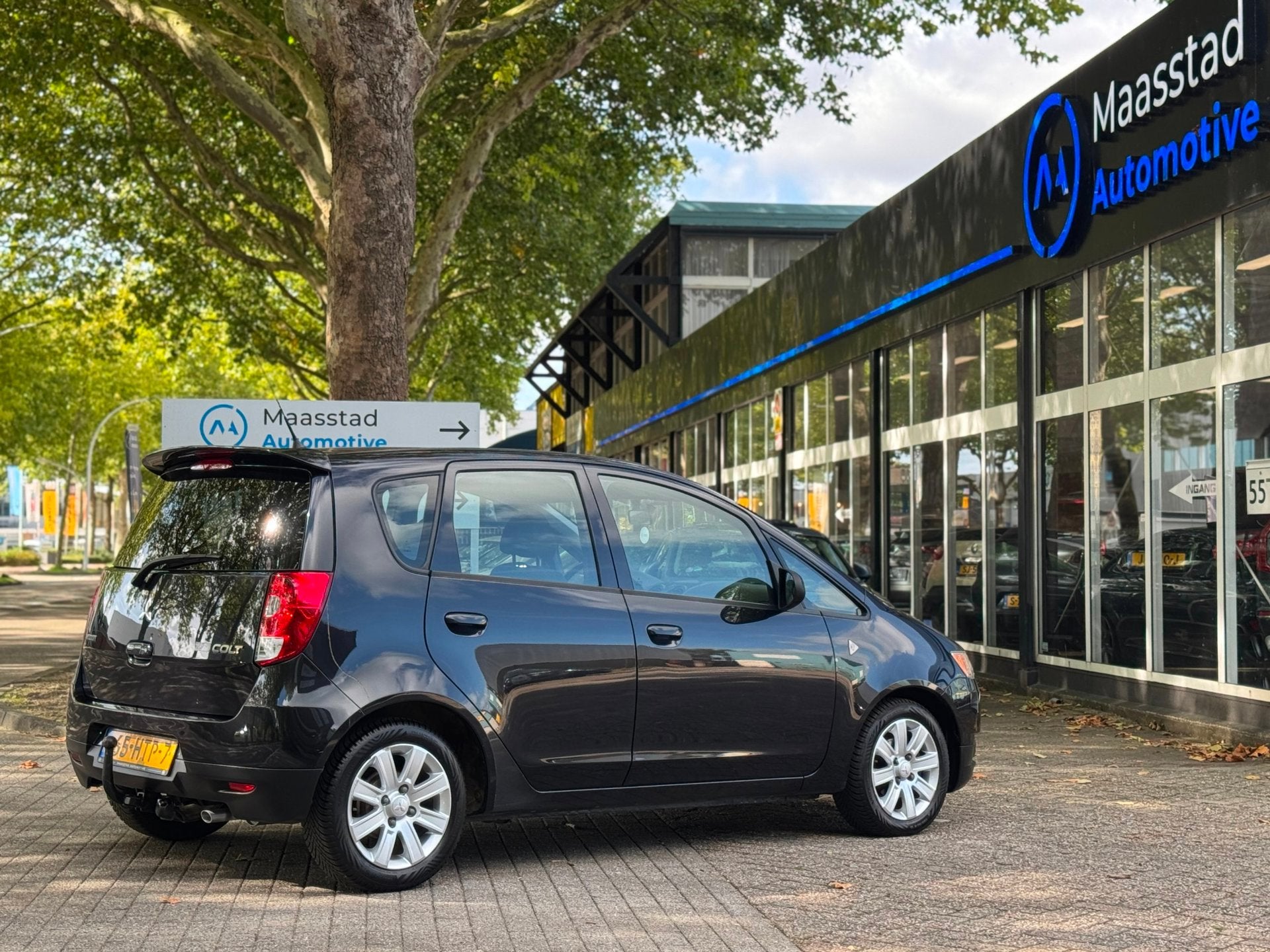 Mitsubishi Colt 1.3 Invite AUTOMAAT 5Drs Airco LM Velgen tre, Auto's, Gebruikt, 31 €/maand, Origineel Nederlands, Bedrijf