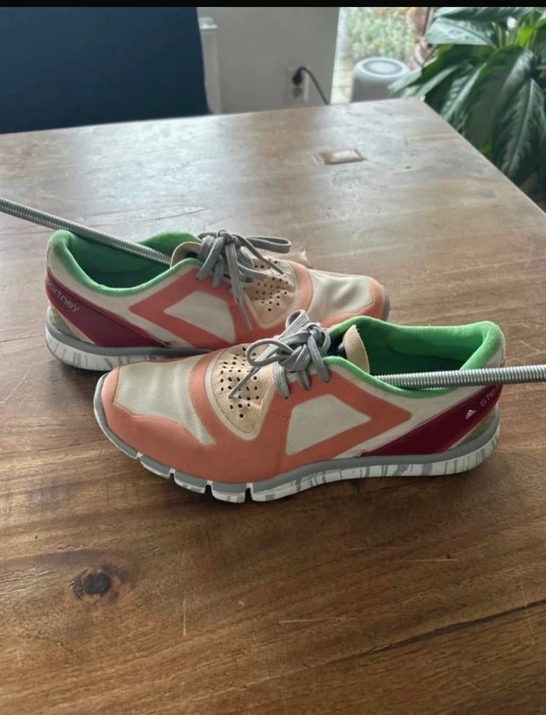 Adidas by Stella McCartney sneakers, Kleding | Dames, Schoenen, Overige kleuren, Ophalen of Verzenden, Sneakers of Gympen, Gedragen