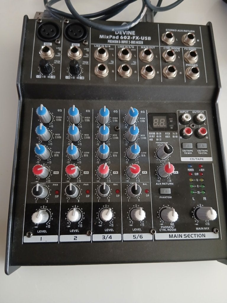 Devine MixPad 602-FX-USB 6-kanaals mixer met FX en USB, Ophalen, Gebruikt, 5 tot 10 kanalen, Microfooningang