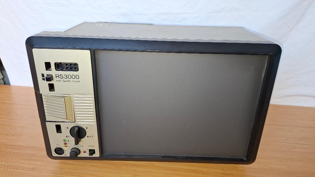 Vintage Eumig RS 3000 HQS Geluidsfilmprojector (Super 8), Ophalen of Verzenden, 1960 tot 1980