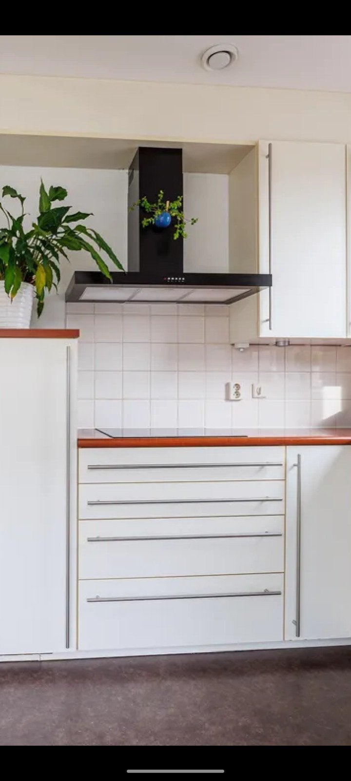 Sonia 900 Afzuigkap, Ophalen, Wandschouwkap, Zo goed als nieuw, 400 tot 600 m³ per uur