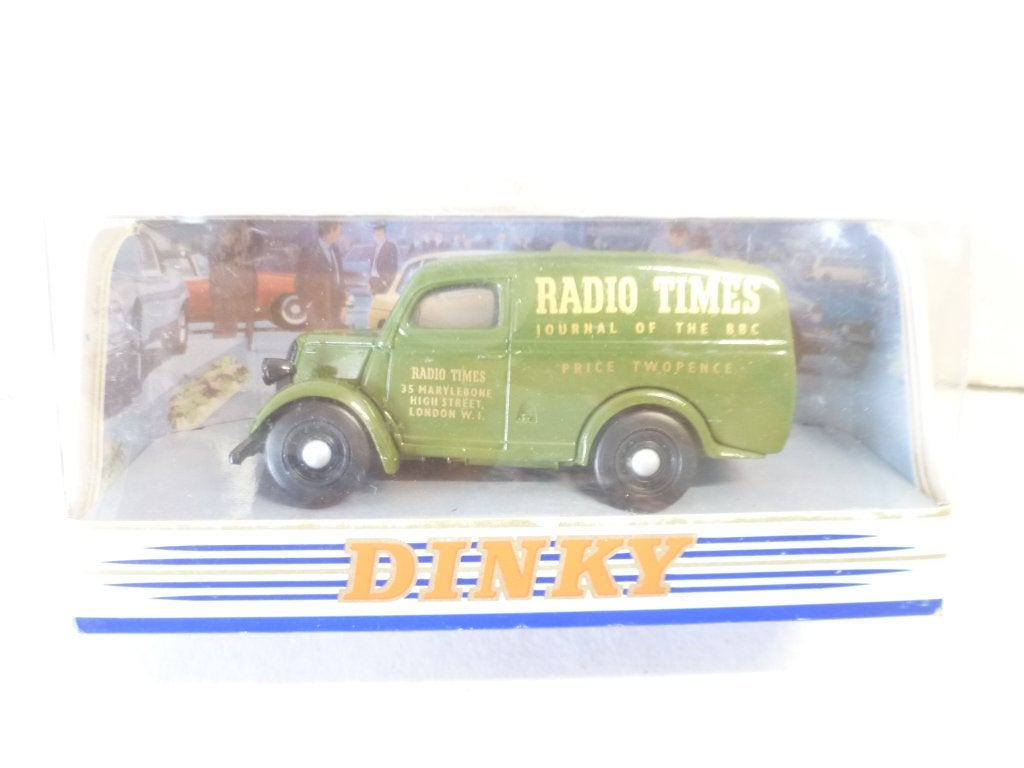 Matchbox Dinky DY 4 Ford E83W 10 CWT Van Radio Times 1:43, Hobby en Vrije tijd, Ophalen of Verzenden, Nieuw, Auto, Dinky Toys