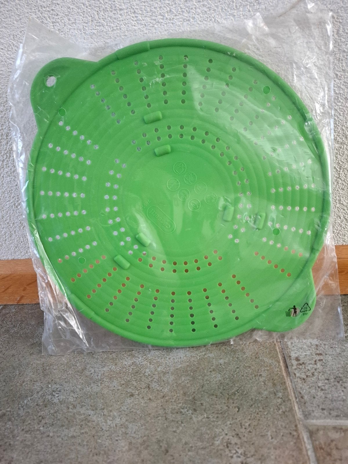 Nieuw siliconen spatdeksel en afgiethulp, Nieuw, Ophalen of Verzenden, Rubber/elastomeren, Groen