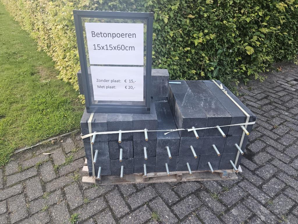 Nieuwe betonpoeren 15x15cm. Uit voorraad leverbaar!, Tuin en Terras, Tegels en Klinkers, Overige typen, Nieuw, Ophalen of Verzenden