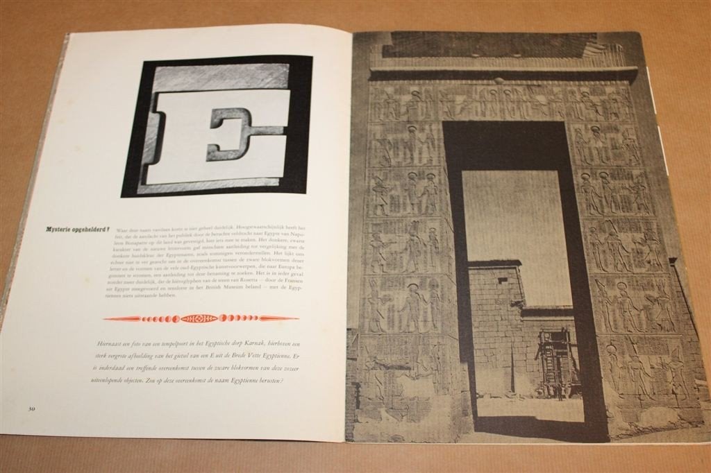 Grafische Mededelingen 1955 — Typografie en Egyptiennes, Ophalen of Verzenden, Gelezen, Fotografen