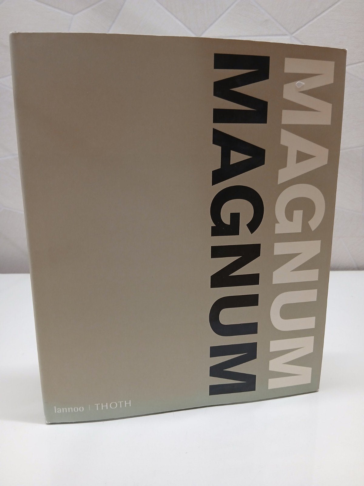 Brigitte Lardinois - Magnum Magnum, Gelezen, Brigitte Lardinois, Ophalen of Verzenden