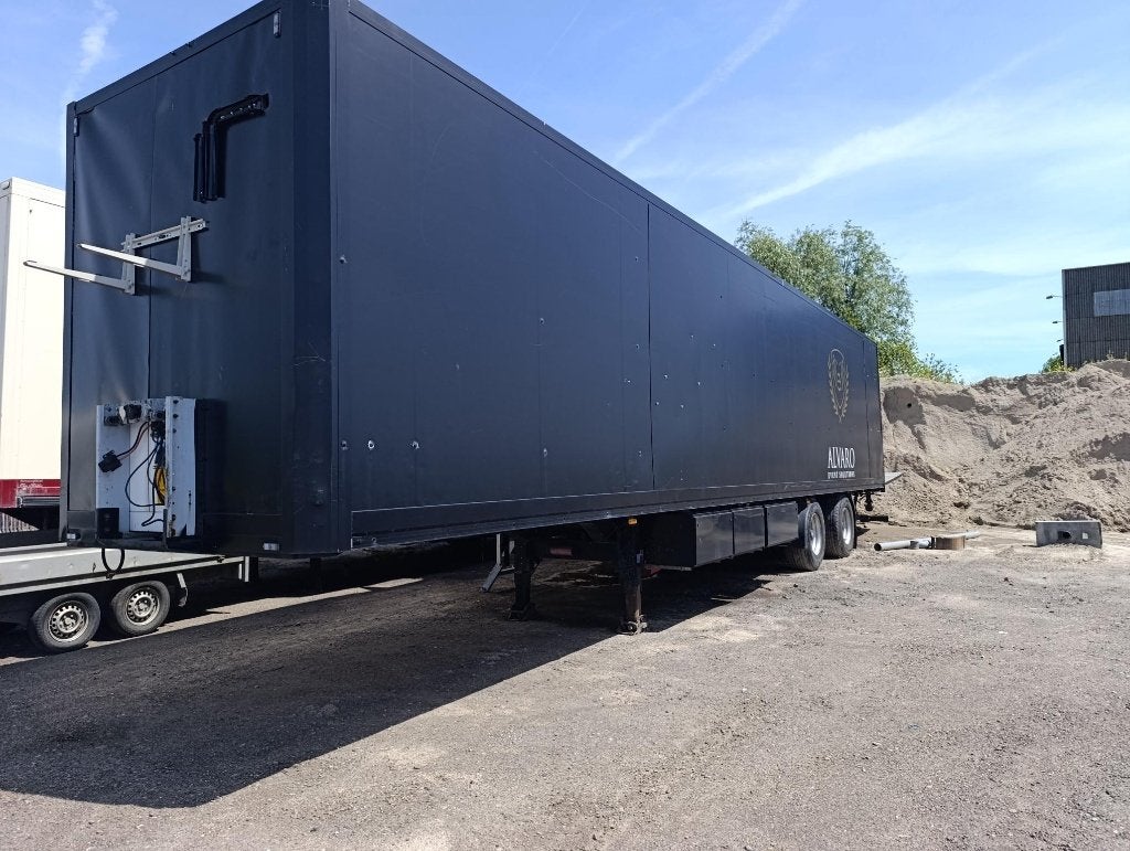 Vrachtwagen trailer, Bedrijf, Te koop