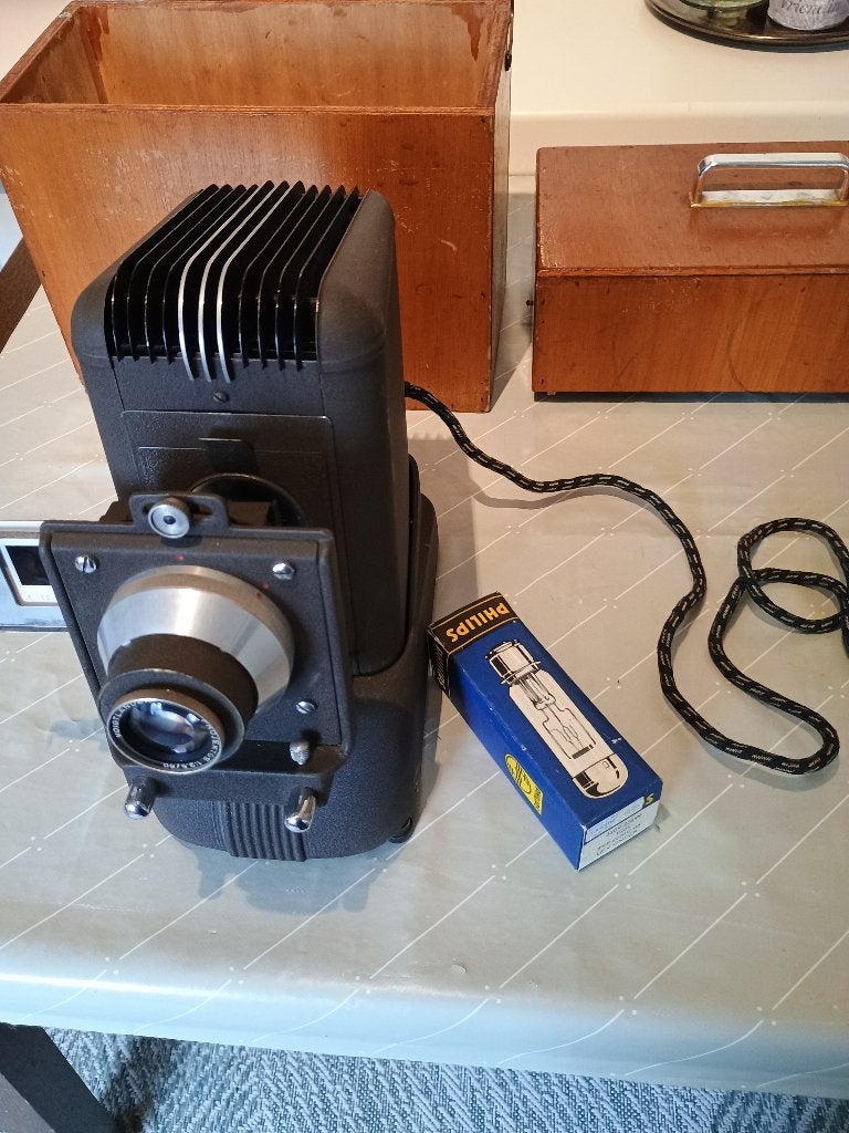 Super Zett Dia Projector - Vintage met extra lamp, Ophalen of Verzenden, Gebruikt